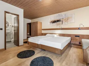 โรงแรม ซุม เออร์วิน