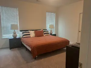 Summerhouse Villa 4br 2 and half ba Home