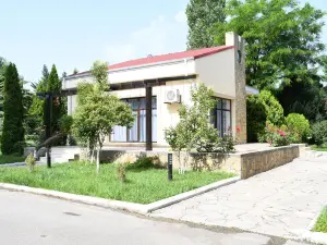 Arena Hotel Gazakh