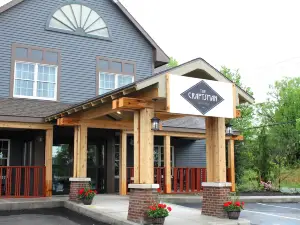 The Craftsman Inn & Suites