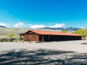 The Longhorn Ranch Resort Lodge & RV Park