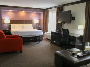 Parkwood Inn & Suites