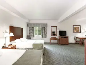 เดย์สอินน์ บายวินด์แฮม แคร์รอล