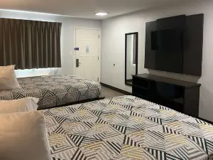 Motel 6 Seguin, TX