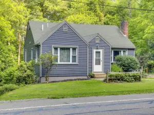 Meadville Home Private Yard and Fishing Nearby