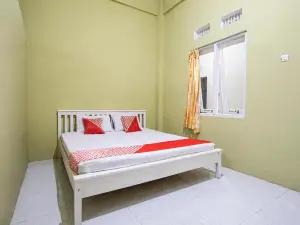 OYO 92644 Onong's Homestay Near Dodikjur Rindam XIII/Merdeka
