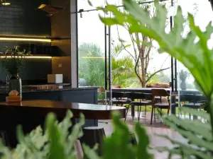 Hoà Bình Ann's Villa Hill