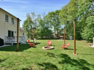 Luxury newly renovated unit