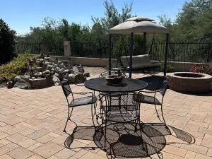 Lovely 2 bedroom home backing up to natural desert.  Lots of amenities.