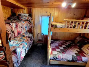 Leech Lake Cabin! Near Boat Landing/Ice Road/Bear Island