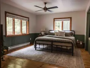 Hemlock Haven,Hot-tub,Private,30 min to Penn State