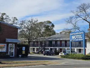 Captain's Cove Motel