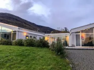 6 Person Holiday Home in Inndyr