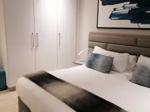 The Pearls of Umhlanga ! - No 1 Apts Private