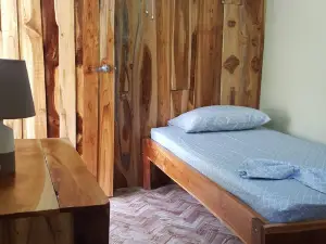 El Gecko Hotel & Tours