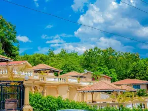 Le Village d'Ennery