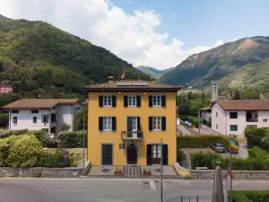 Lucca Franco's Villa