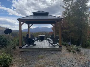 Lucy's Cottage has Exceptional views of the Blue Ridge Mountains!