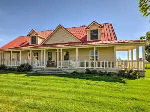 Custom Home w/ Decks in Boulder! Gateway to Parks!