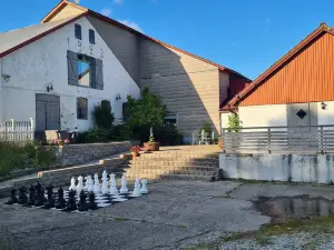 Kvarnviks Gård Close to Sea & Charming Country Stay