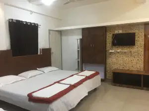 Joshi Yatri Niwas