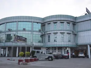 Hotel Ram Saroj Palace