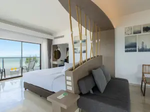 Centara Life Cha-Am Beach Resort Hua Hin