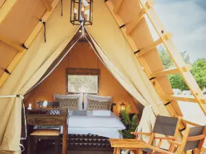 Mia Glamping