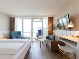 Wyn. Strandhotel Sylt
