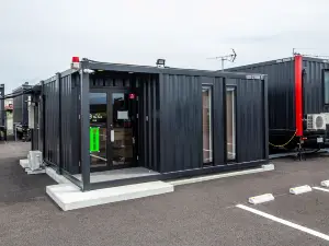 Hotel R9 the Yard Uki