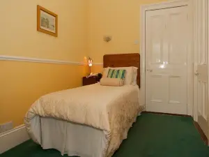 Ivyleigh House