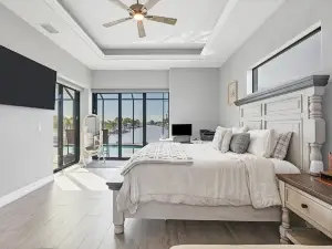 4286 Harbor