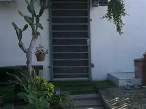 D'Ros GuestHouse