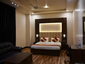 Hotel Vibharaj Palace