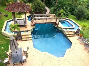 Hawaiian Dream Temple