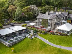 Aberdunant Hall