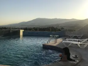 Delora Hotel and Suites