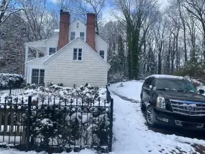 Lovely 4-bedroom estate in brilliant Owings Mills 23 miles from John Hopkins