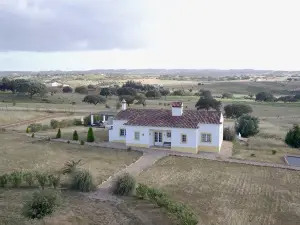 3 bedroom Alentejo Style villa with private pool in unspoilt rural countryside.