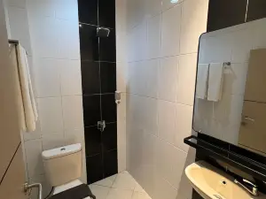 Hotel Harmony