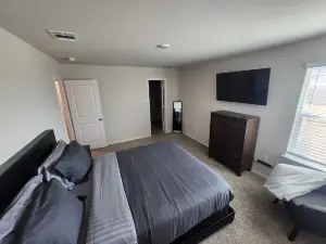 Charming 3-bedroom house with AC and WiFi in lovely San Antonio, 10 minutes lafb