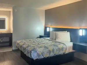 สตูดิโอ 6 – สปินเดล, นอร์ทแคโรไลนา – ฟอเรสต์ซิตี้