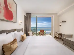 Clarita’s Beach Bar & Resort