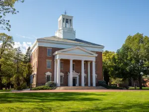 Holiday Inn Express & Suites BELOIT by IHG