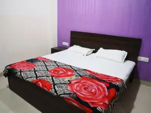 Goroomgo the City Side Bareilly