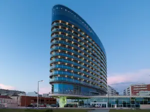 ユーロスターズ オアシス プラザ