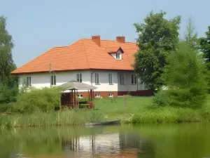 Pensjonat Dworek Baranówka