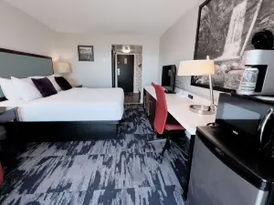 The Oceanside, a Coast Hotel