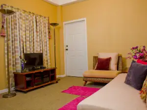 西班牙港沙旅客公寓酒店