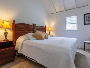 Beautiful Traditional Saba Cottage With all the Modern Amenities
